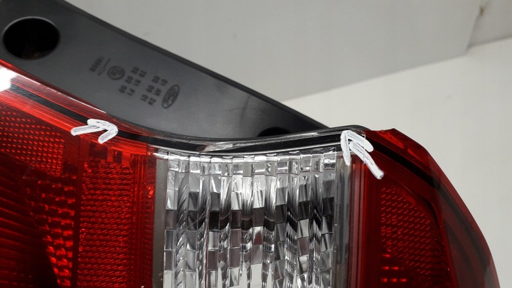 фото №10, Ford ka+ ka 3 iii 14- лампа права задня j7bb-13404