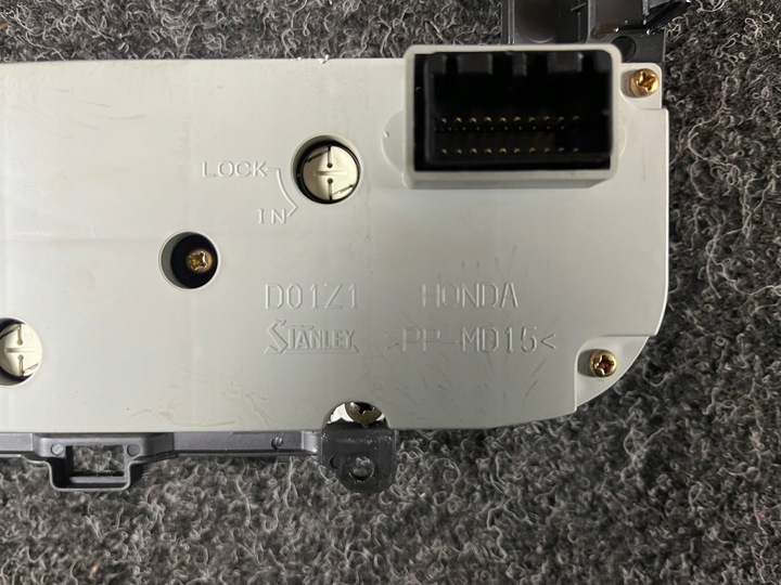 фото №9, Honda stream 01- консоль панель обігріву кондиціонера