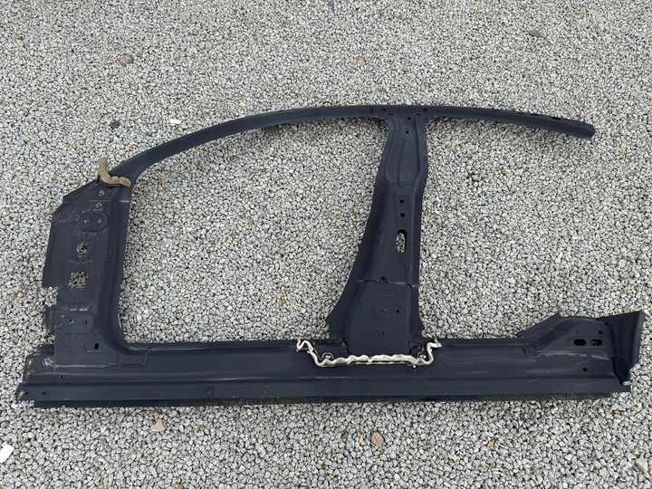 фото №1, Стойка порог обшивка левая левый передние mercedes cla w118 118