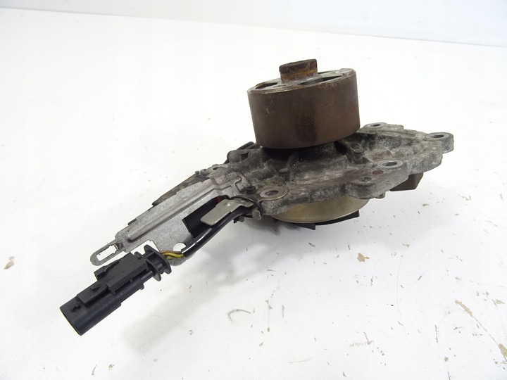 фото №5, Jaguar xe 2.0 d насос воды разъём установка g4d3-8501-ad 2015-2024