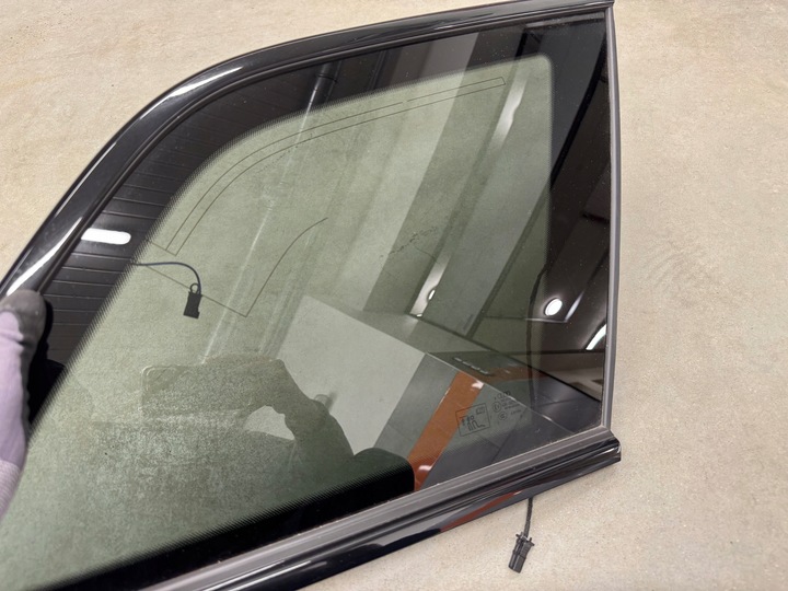 фото №10, Оригінальна скло кузовна праві зад q7 4m 23r піаніно ідеальна 4m0845298aa