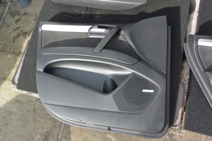 фото №7, Боковина дверь kpl кожа bose audi q7 4l uk