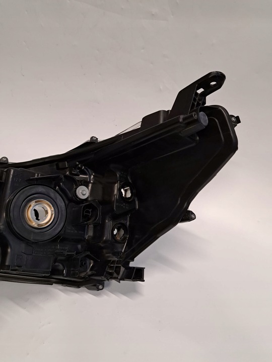 фото №13, Toyota hilux лампа права перед передня 81110-0kk60 1ej-923364-040 d204
