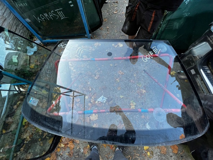 фото №1, Стекло передняя лобовое vw golf iii