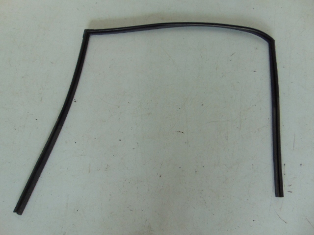 фото №1, Прокладка стёкла дверь левый зад korando iii