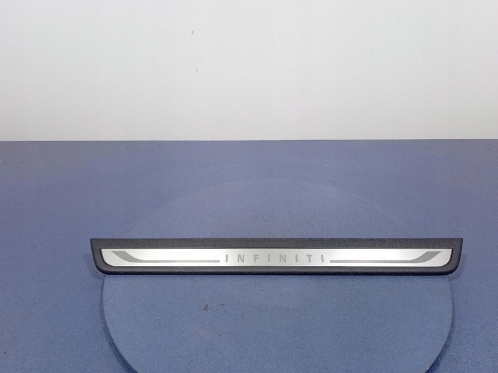 фото №1, Infiniti q50 рестайлинг планка пороговая декоративная перед порога 769b04ga0a