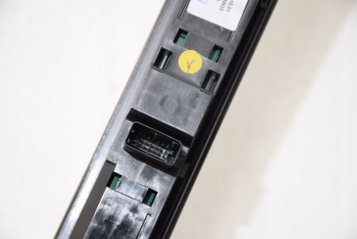 фото №11, Bmw 5 g60 g61 правая планка панель dekor решётки воздуховод панели распределительной