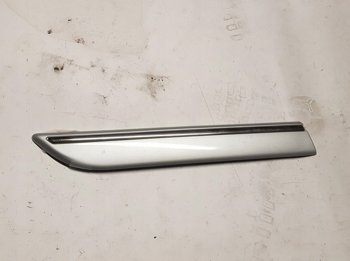 фото №1, Mercedes a класс 169 планка крыльев зад новая хром