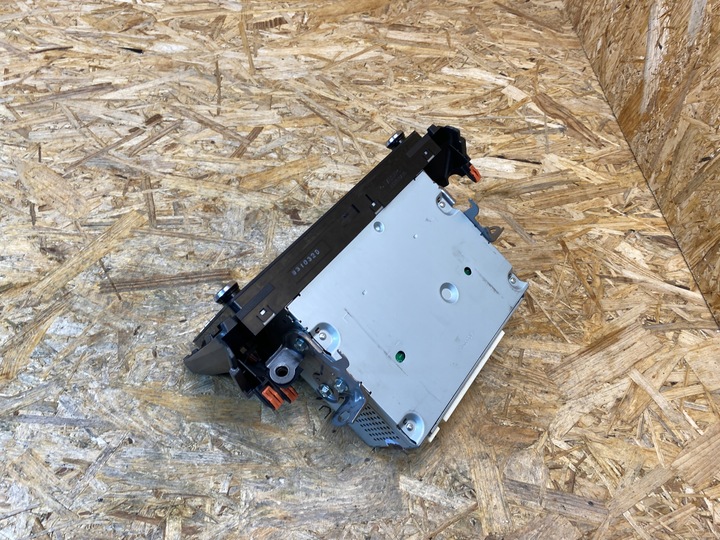 фото №9, Радио навигация gps навигация экран toyota corolla xii e21 86140-02c80 2018-