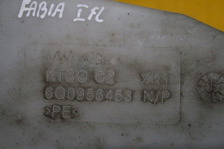 фото №7, Бачок омывателя 6q0955453 fabia i fl 1.4