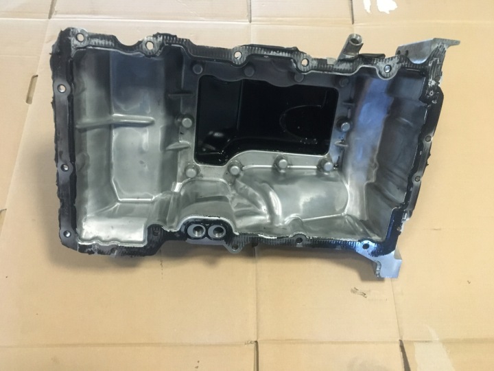 фото №7, Jeep wrangler jl 2018- 18- 2.0 t 4xe phev поддон масла двигателя 05048692aa