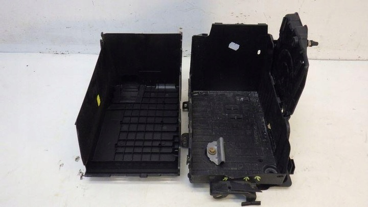 фото №8, Корпус акумулятора citroen c3 iii 1.2 vti 9801801880