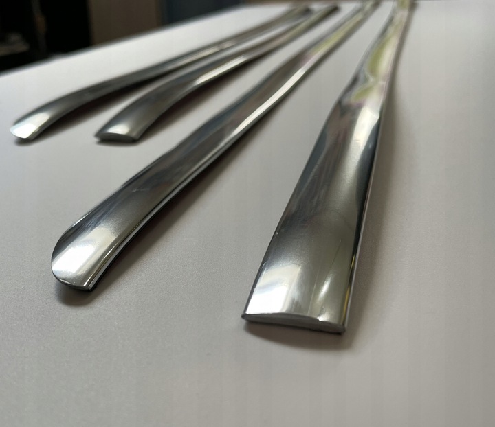 фото №4, Rivian - планки хром do інтер'єру хромовані na капот панель кабіна