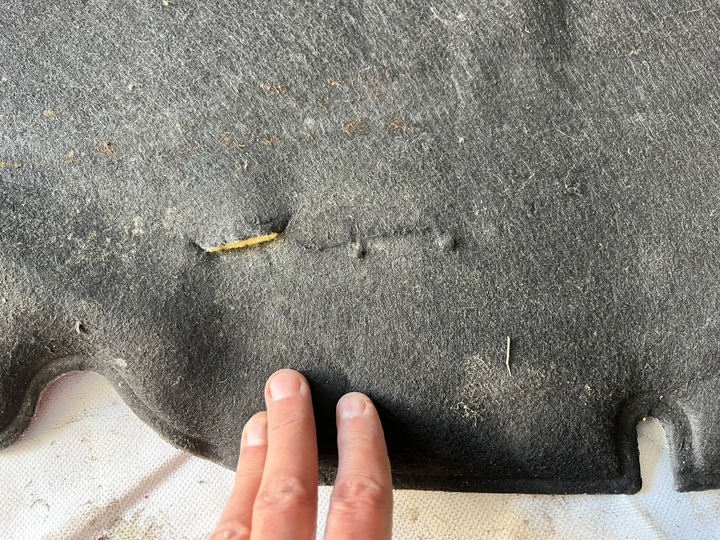 фото №3, Шумоизоляция капота citroen c4 ii ds4