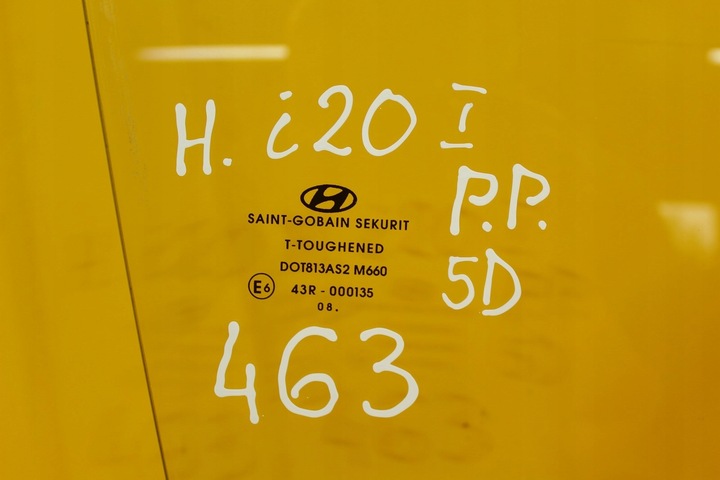 фото №8, Стекло дверь правый перед hyundai i20 i 5d