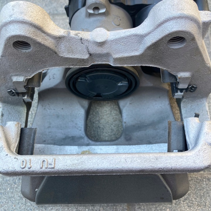 фото №12, Mercedes s-klasa w223 супорт гальмівний з двигун лівий зад 360x26