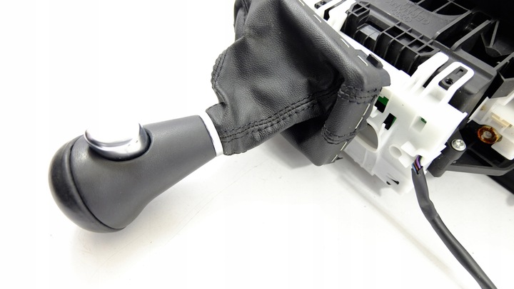 фото №10, Audi a6 c6 рестайлінг 2.0 tdi вибірник коробки передач трос автомат 4f1713041h