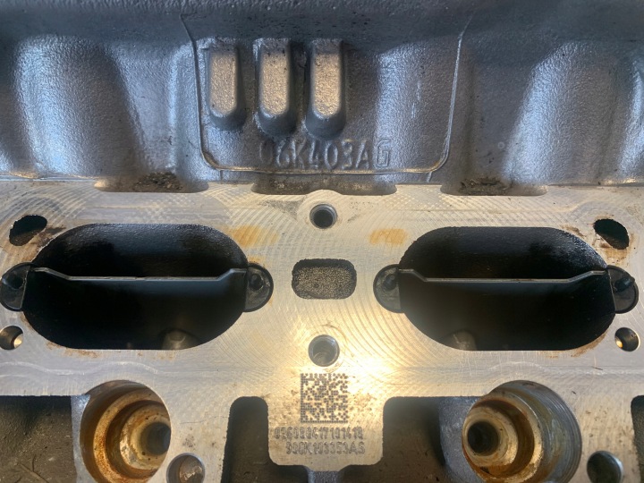 фото №7, Головка двигателя 2.0tfsi vw audi 06l103166h