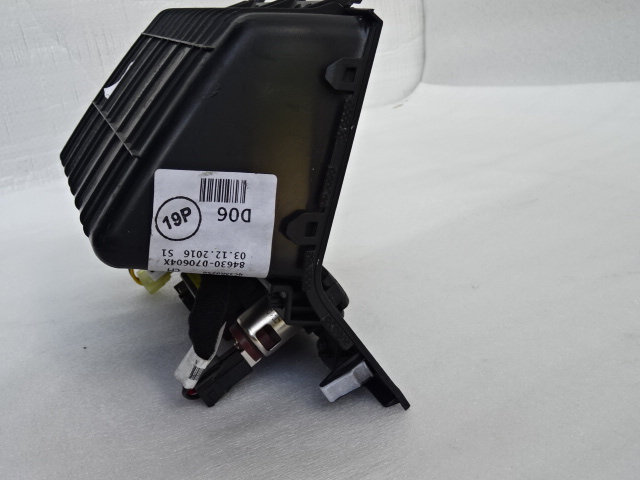 фото №7, Hyundai tucson ii бардачок полка aux usb 12v 84630-d70604x