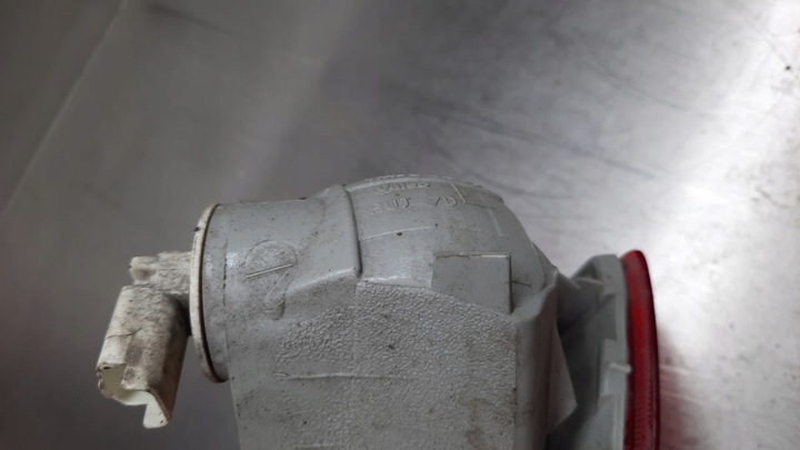 фото №8, Лампа противотуманная przciwmgłowa левый зад xc60 i