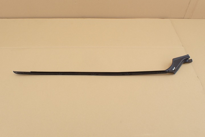 фото №9, Планка стёкла лобовой левая jaguar e-pace x540 j9c3-025a53-a