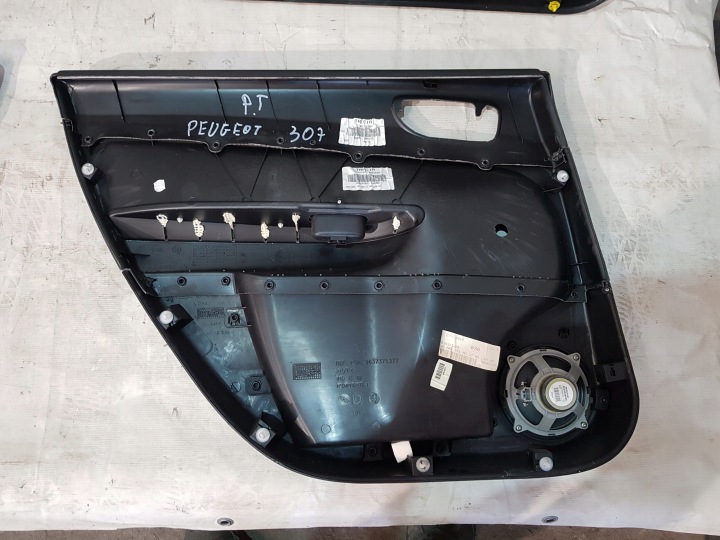 фото №10, Обшивки дверь комплект peugeot 307 2004r eu 5d