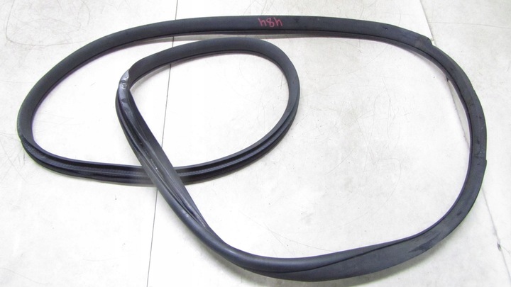 фото №1, Mercedes s213 універсал прокладка двері ліва зад задня 17-