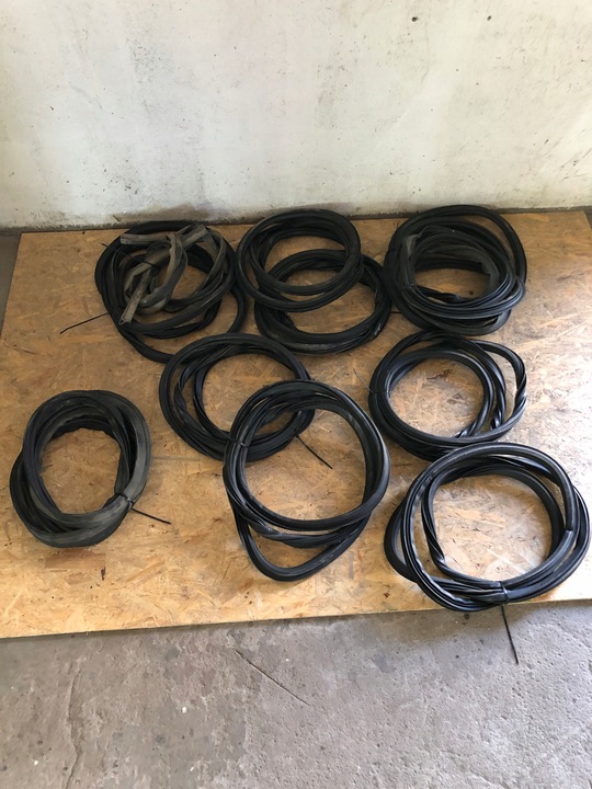 фото №1, Прокладка двері перед зад комплект q5 80a