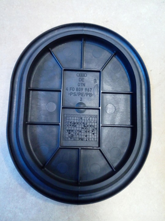 фото №3, Заглушка підкрилки audi a6 c6 нова 4f0809967b оригінал.