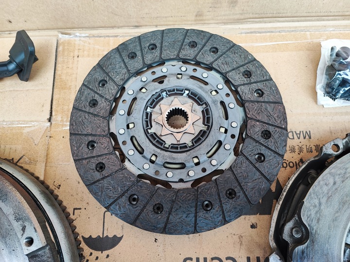 фото №10, Ford mondeo mk5 2.0 tdci сцепление колесо двухмассовый