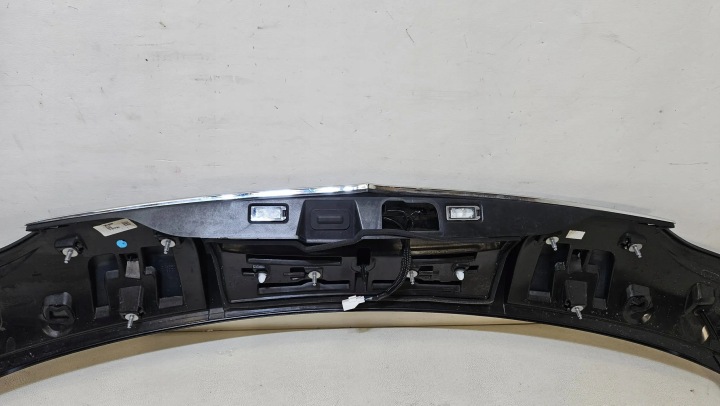 фото №11, Накладка молдинг крышки зад задней maserati levante 670042733