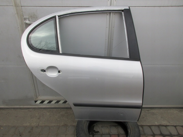 фото №1, Seat toledo ii leon i дверь правые задние ls7n