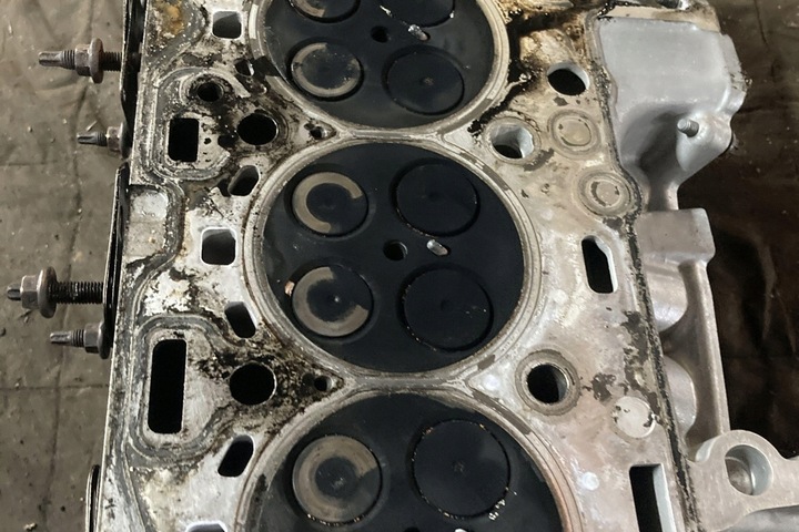 фото №13, Головка двигателя bmw 5 touring f11 n47d20c 2.0l дизель 2012