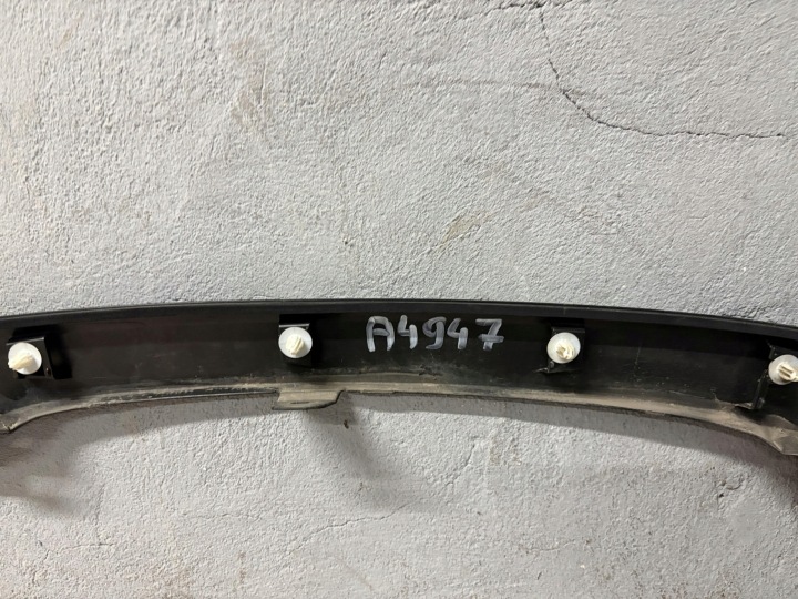 фото №10, Toyota rav4 v 18- молдинг накладка крила праве перед 75601-42160 rav4 v