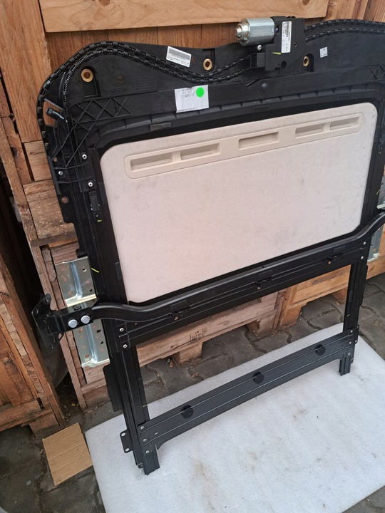 фото №5, Дах панорама люк maserati quattroporte kpl 06700229160