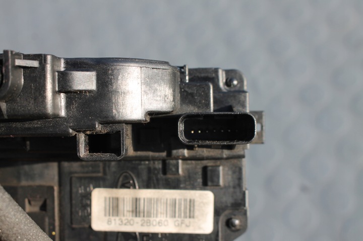 фото №7, Замок двері правий перед 7 pin santa fe ii 06-12