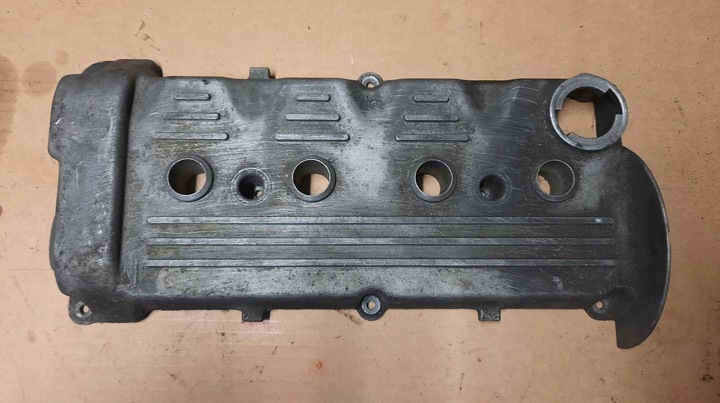 фото №1, Кришка клапанів audi 80 100 golf iii 2.0 16v abf