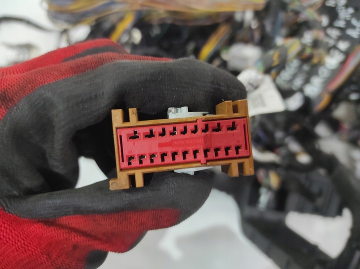 фото №9, Ford focus mk3 1.6 tdci установка средство салон