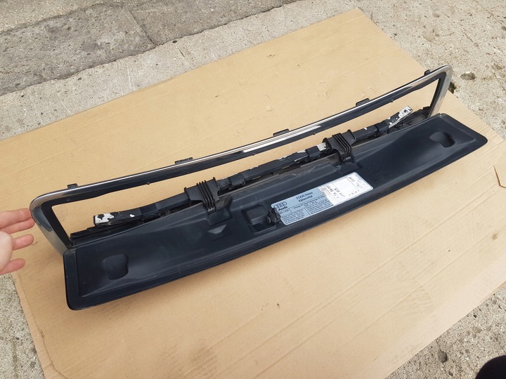 фото №10, Решётка решётка радиатора перед / audi a2 99-03 / дорестайлинг / красивая / комплектная