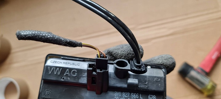 фото №12, A4 b9 8w рестайлинг камера заднего хода зад микровыключатель 3v0827566l a5 8w