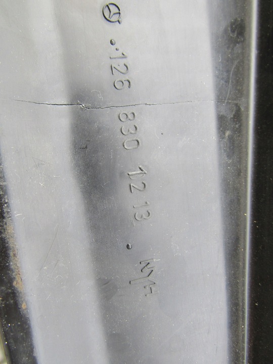 фото №11, 1 mercedes w126 панель под лобовым стеклом sedan po 86