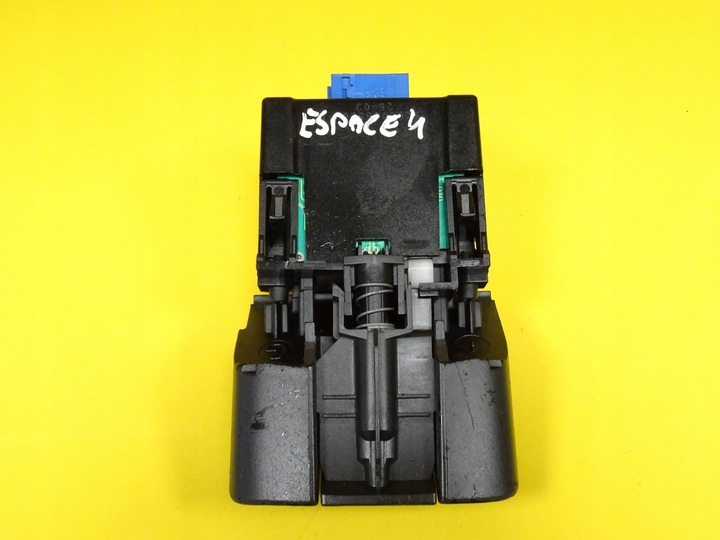 фото №2, Кнопка вимикач гальма ручного renault espace iv 8200048590c nr28