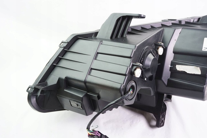 фото №10, Лампа передня права maxus e-deliver 3 sv71hl010r