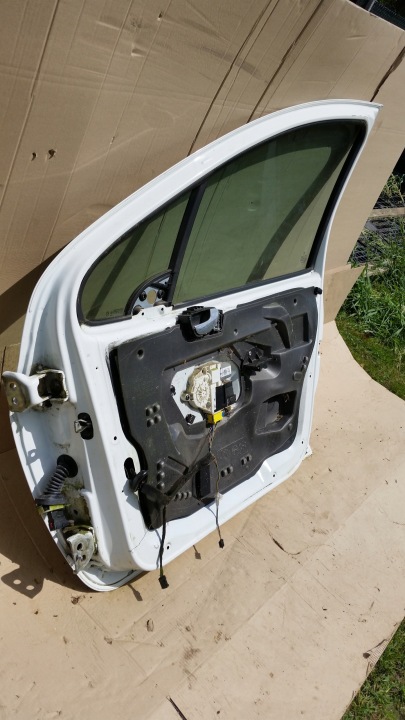 фото №13, Двері праві праве перед передні peugeot 307 01-05