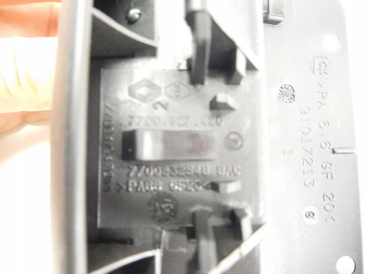 фото №6, Пепельница консоли renault laguna 7700827420