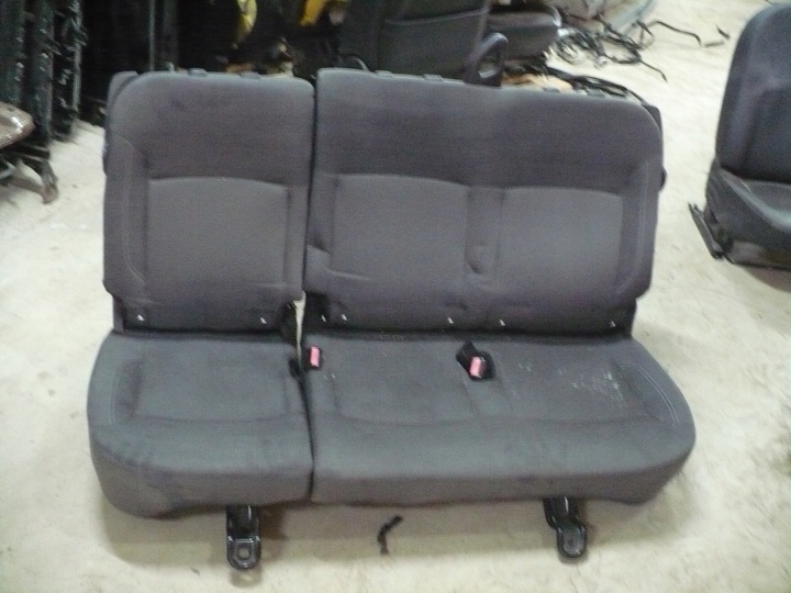 фото №1, Dacia lodgy 2012- диван задняя сиденья зад bez подголовников