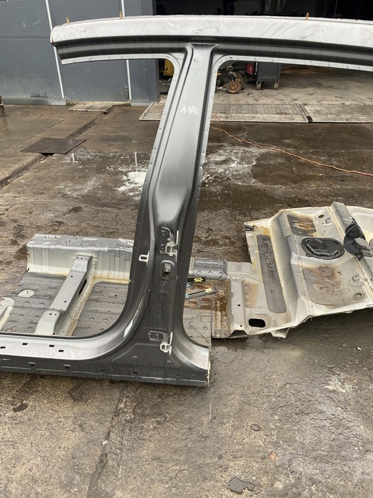 фото №1, Kia niro i стійка поріг лівий