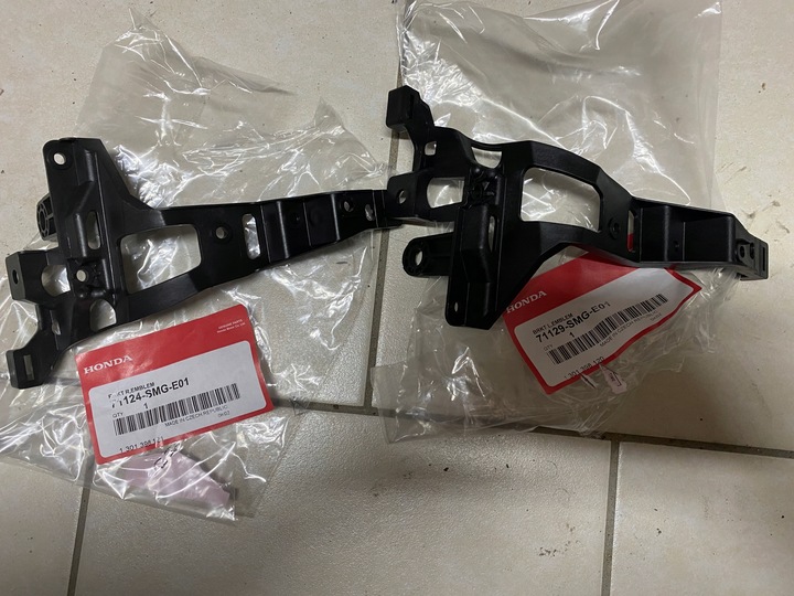 фото №1, Honda civic 05-08 hb крепление держатель решётка решётка радиатора