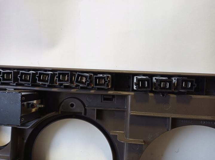 фото №8, Рамка спидометра kontrolki iveco magirus 7691 89r