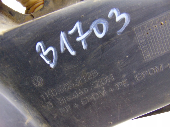 фото №8, Підкрилок трикутник праве праве перед vw golf v jetta 1k0805912b